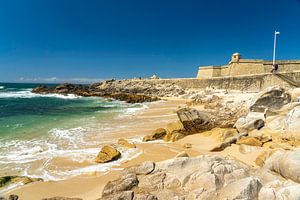 Strand und  Fort in Vila do Conde, Portugal