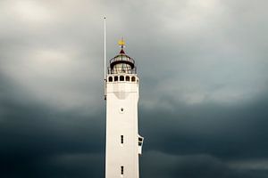 Onheilspellend; vuurtoren van Noordwijk