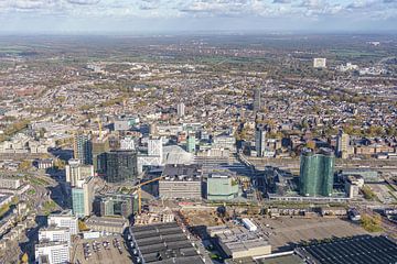 Luchtfoto van de skyline van Utrecht. van Jaap van den Berg