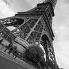 De Eiffeltoren in groothoek von Sean Vos