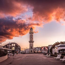 Phare au Teepott sur Oliver Hey