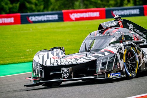 De Peugeot 9X8-hypercar op Spa-Francorchamps