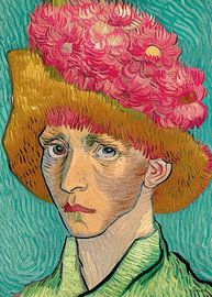 TW Living - MAN WITH FLOWER HAT