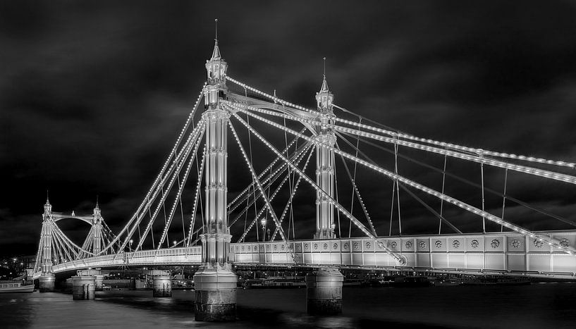 Albert Bridge, London by Adelheid Smitt