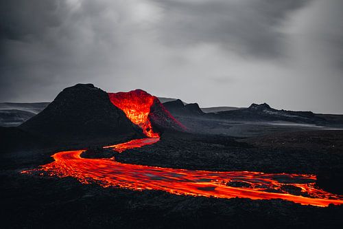 Lava flow from the Fagradalsfjall volcano