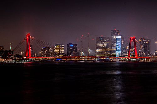 Rotterdam by night skyline willemsbrug 010 mesh night photography