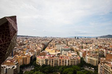 Uitzicht over Barcelona in Spanje van Joyce Schouten