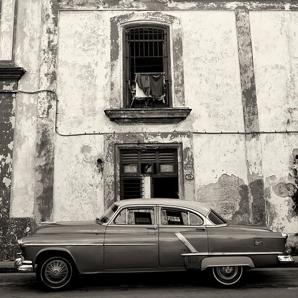 Vieille voiture américaine, La Havane par Cor Ritmeester