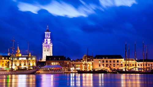 Kampen aan de IJssel in het blauwe uur