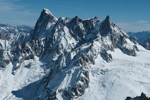 Les grandes Jorasses in classic chrome