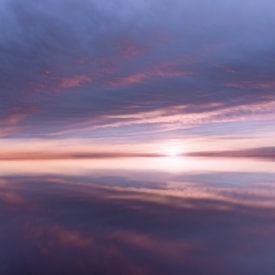 Fantastische wolkenzee op het meer - fantastique mer de nuages sur le lac van Christina Bauer Photos