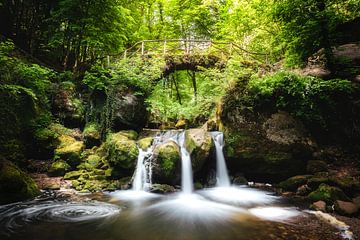 Schiessentümpel waterfall in Müllerthal, Luxembourg by Chris Snoek