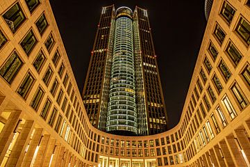 Grote toren in Frankfurt am Main van Thomas Riess