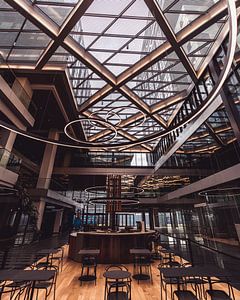 Architecture toit et bistro vide