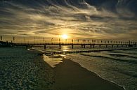 Die Seebrücke von Zingst, die ins Meer reicht und am Ende eine Tauchgondel hat. von Martin Köbsch Miniaturansicht