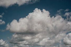 Majestic Dreamy clouds in Holland van Valeska Mensonides Fotografie