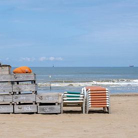 Summer storage by karin van Bylevelt