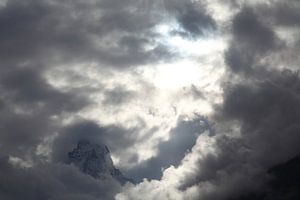Le Cervin dans les nuages, Zermatt, Suisse