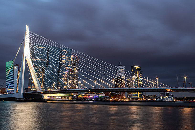 Erasmus Bridge at night by Michaël Zwaagman
