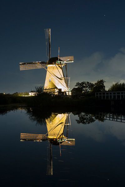 De windmolens bij Kinderdijk par Dion van den Boom