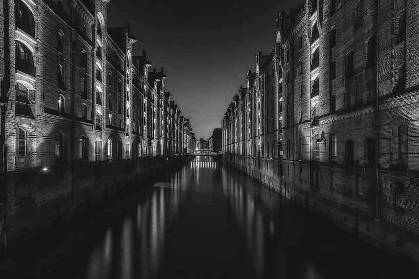 Hamburg - Speicherstadt Black and White by Das-Hamburg-Foto