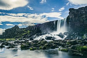 Oxararfoss waterval in Thingvellir Nationaal Park, IJsland. van Sjoerd van der Wal Fotografie
