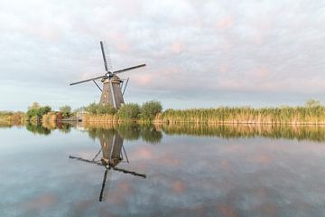Windmühle in Kinderdijk | Naturfotografie Wandbilder von Ilonka Arnoczky