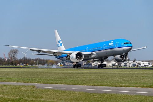 KLM Boeing 777-300 passagiersvliegtuig.