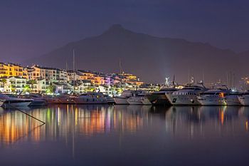 Puerto Banús: Der Jachthafen von Marbella bei Nacht