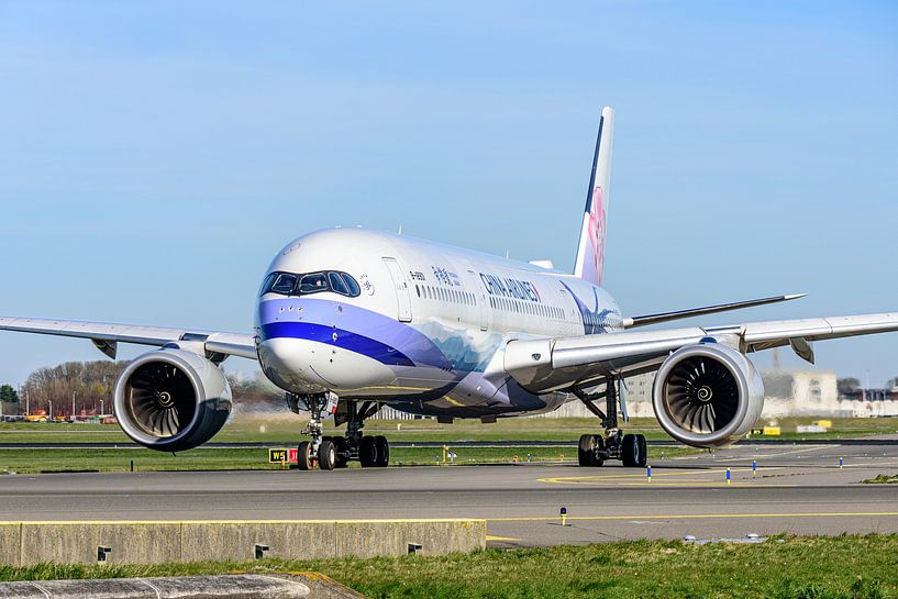 China Airlines Airbus A350-900 (B-18901) just before departure. by Jaap van den Berg