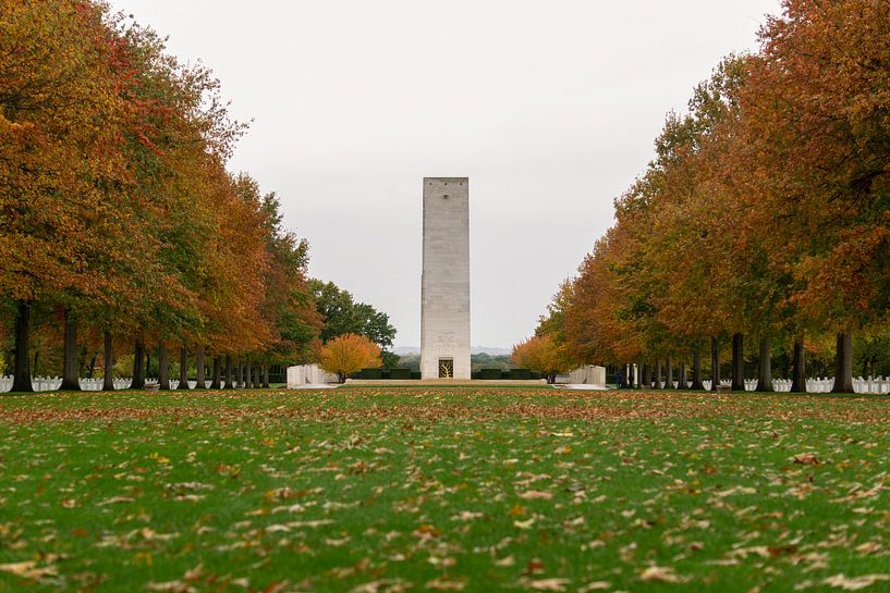 Cimetière américain de Margraten &quot;la tour&quot;. par Onno Alblas