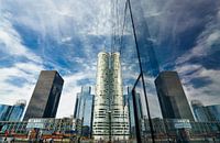 La Defense reflection