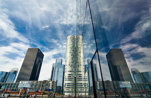 La Defense gereflecteerd