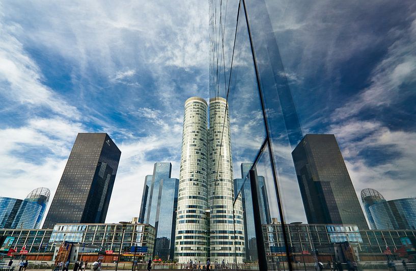 La Defense gereflecteerd von Michael Echteld