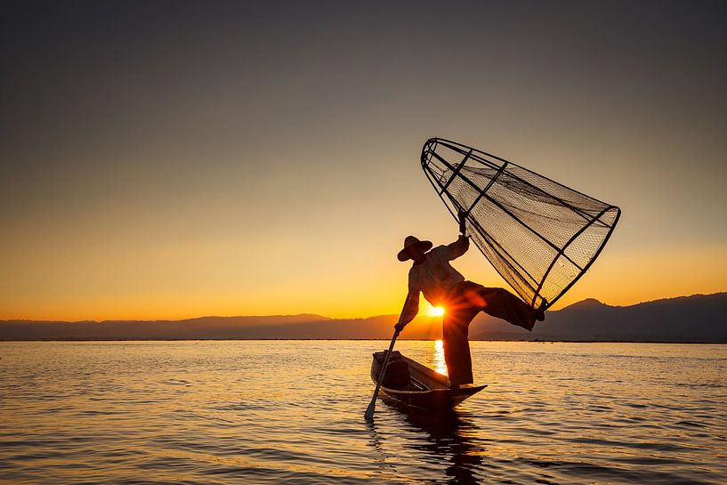 Die Fischer vom Inle See in Myanmar von Roland Brack