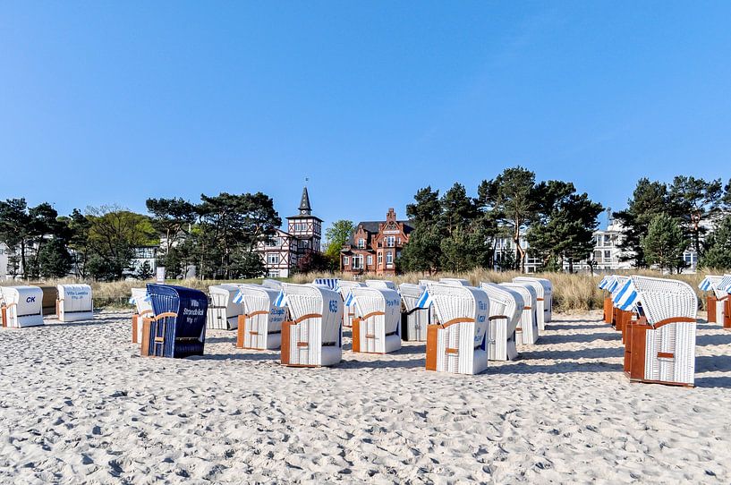 Strandkörbe am Strand in Binz auf Rügen von GH Foto & Artdesign