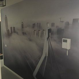 Photo de nos clients: Rotterdam dans le brouillard sur Jeroen van Dam, sur fond d'écran