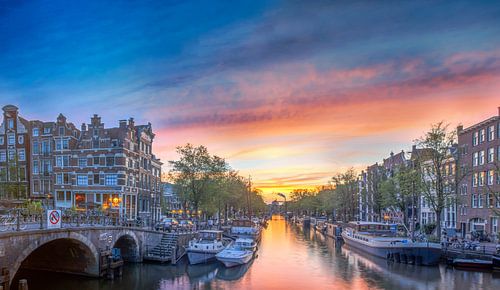 Panorama van Amsterdams mooiste gracht