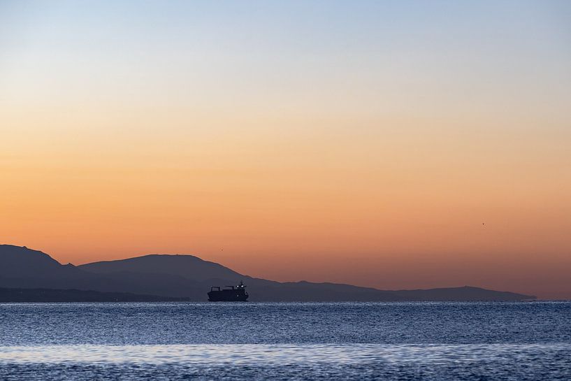 Sonnenaufgang am Strand von Malaga Andalusien! von Peter Haastrecht, van