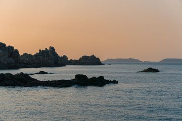 Zonsondergang Côte de Granit Rose