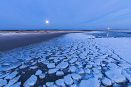 Lights over the ice of the Wadden Sea