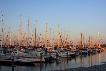 zonsondergang in de haven van Christel Smits
