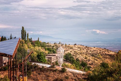 Het Radio Optische Telescoop Observatorium ROT-54 bij Yerevan in Armenië