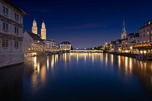 View of Größmünster, Münsterbrücke and Fraumünster in Zurich