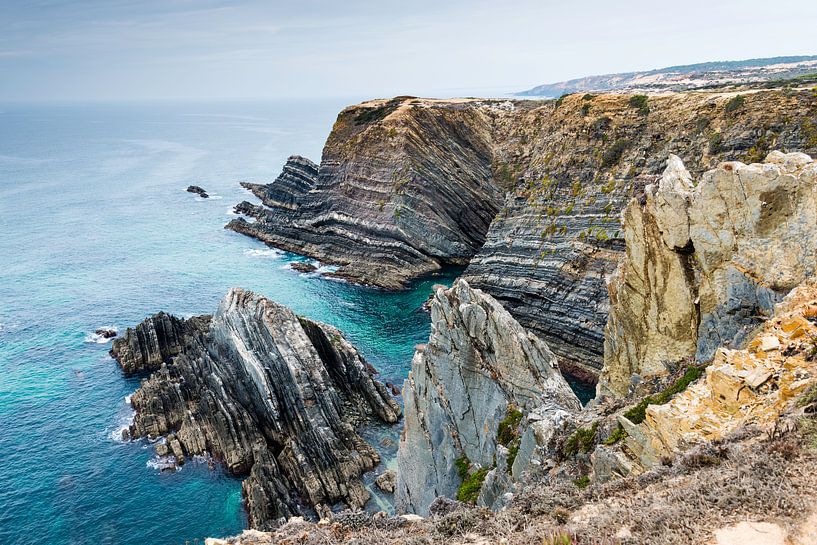 blue wild ocean at protugal coast par ChrisWillemsen