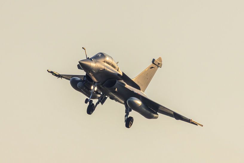 Franse Rafale in gouden gloed van Harm-Jan Martens