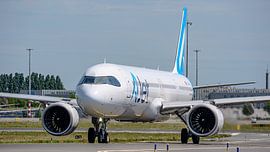 AJet Airbus A321neo passagiersvliegtuig. van Jaap van den Berg