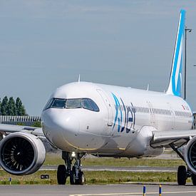 AJet Airbus A321neo passagiersvliegtuig. van Jaap van den Berg