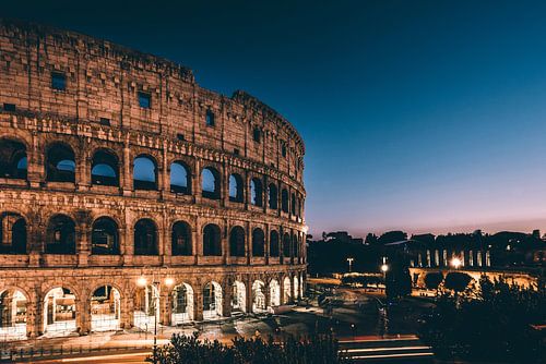 Le Colisée de Rome en soirée sur Tom Bennink