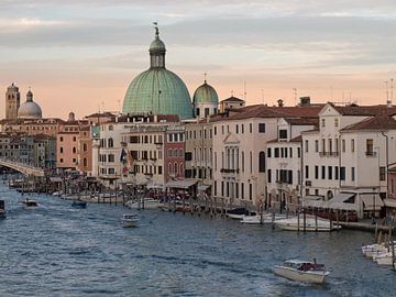 Venedig bei Sonnenuntergang von Raymond Wijngaard